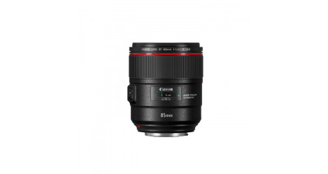 Объектив Canon EF-S 18-55mm f/3.5-5.6 IS STM Объектив Canon EF-S 18-55mm f/3.5-5.6 IS STM