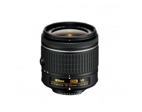 Объектив Nikon 18-55mm f/3.5-5.6G AF-S VR DX Zoom